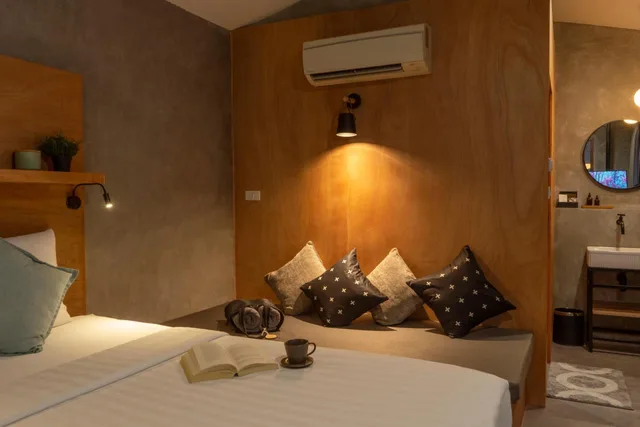 Bungalow, ESCAPE BEACH RESORT 1/9