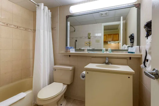 غرفة بسريرين كوين، Quality Inn Boardwalk 4/4