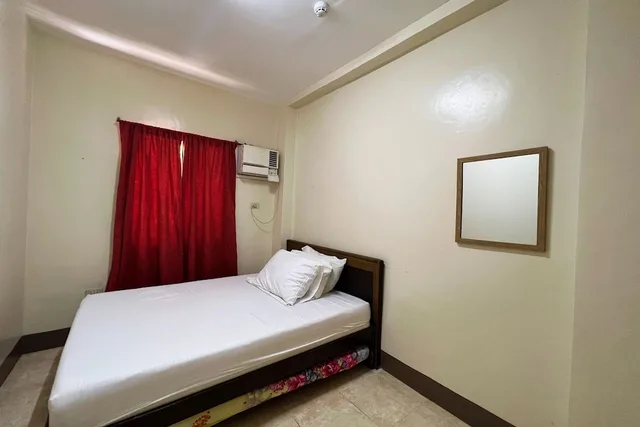 غرفة عائلية بسريرين مزدوجين، Sta Rosa Inn Iloilo powered by Cocotel 1/3