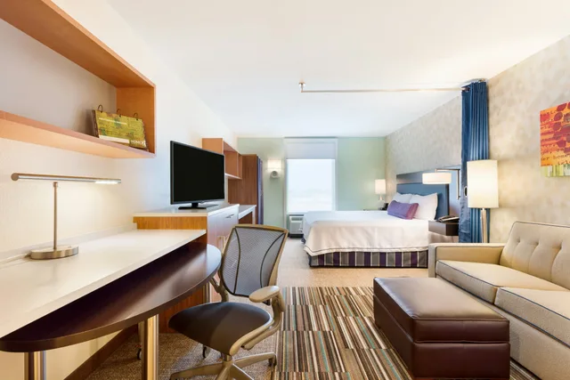استوديو بسرير كينج لذوي الإعاقة، Home2 Suites by Hilton Fargo, ND 1/2