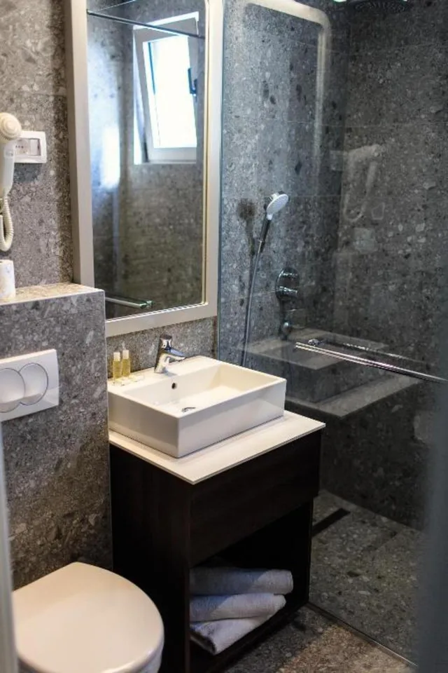 غرفة عائلية بشرفة، Bono Hotel 4/4