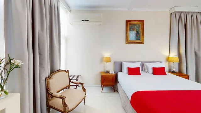 جناح بسرير كينج، Bens L'hotel Palermo 3/5