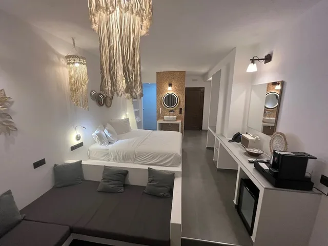 جناح جونيور بمسبح خاص، Skopelos Holidays Hotel 3/3