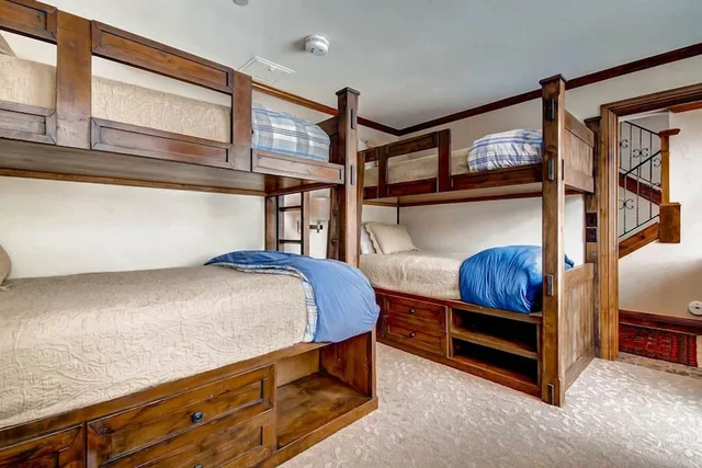 شقة سكنية فاخرة بـ3 غرف نوم، The Vail Spa Condominiums 10/10