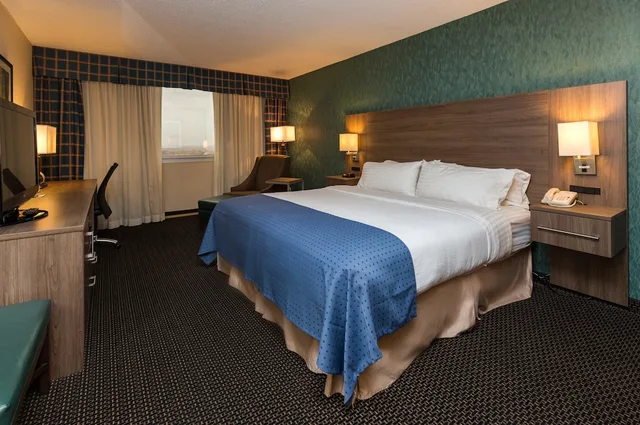 غرفة قياسية بسرير كينج، Holiday Inn Des Moines Downtown-Mercy Area 6/10