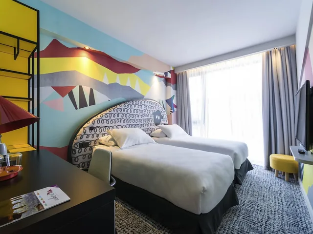 غرفة قياسية بسريرين منفصلين، Ibis Styles Tbilisi Center 1/6