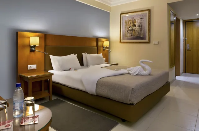 غرفة قياسية بسرير كوين، Azalai Hotel De La Plage 1/4