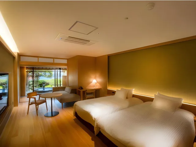 Semi Room, 2 Semi Double Beds, Ocean View, Bathtub، Hotel Kitanoya 1/1