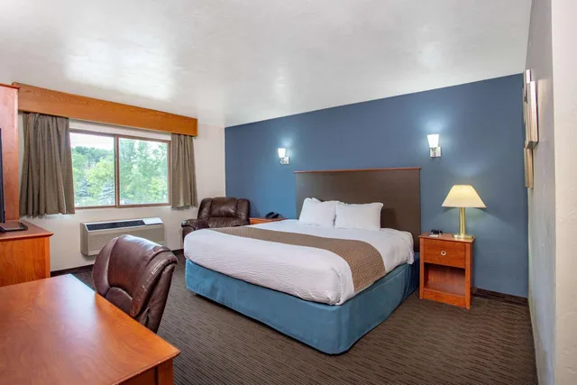 جناح بغرفتي نوم، AmericInn by Wyndham Green Bay West 1/3