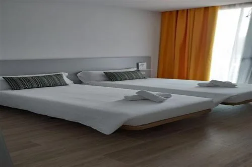 غرفة بسريرين منفصلين، Centre Esplai Hostel 1/1