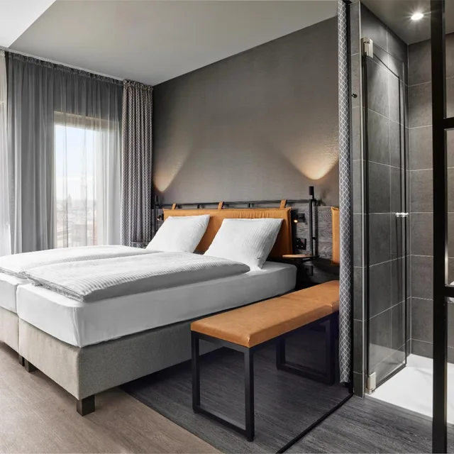 غرفة قياسية بسرير مزدوج، H2 Hotel Saarbrucken 2/10