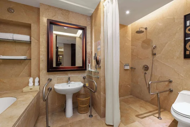 غرفة بسرير كينج للمدخنين لذوي الإعاقة، Wyndham Putian Downtown 4/4