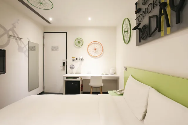 Standard, Double Bed, No Window، CityInn Hotel Plus Ximending Branch 4/10