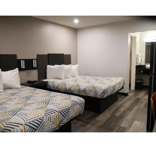 غرفة بسريرين كوين للمدخنين، Motel6 Tacoma, WA - South 2/7