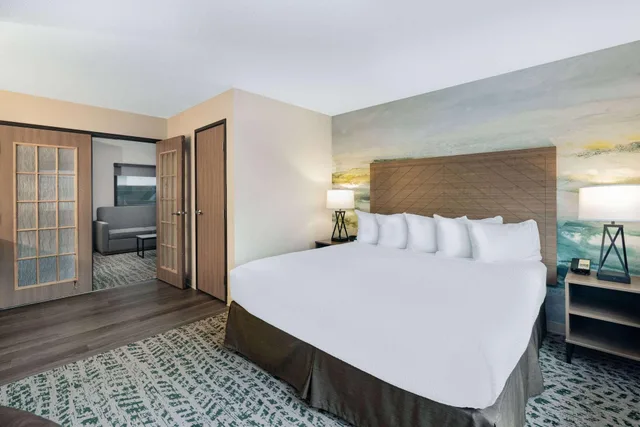 Superior, Suite, King Bed, Americinn By Wyndham Proctor Duluth Black Woods 2/2