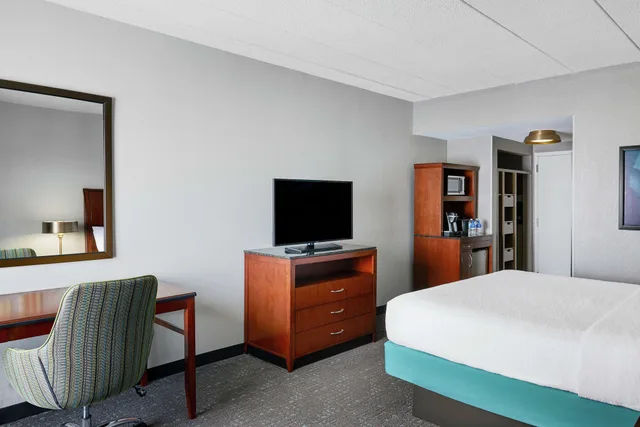 غرفة بسرير كينج لذوي الإعاقة، Hilton Garden Inn Allentown West 2/3
