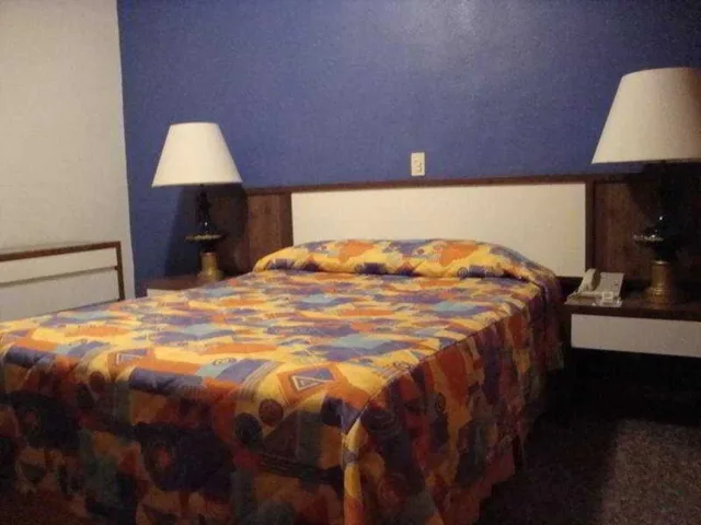 غرفة قياسية مفردة، New York Hotel 2/4