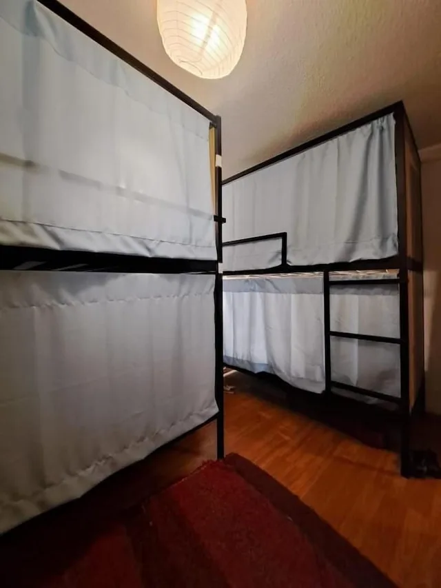 Mixed Dorm, Economy, 6 People, 6 Bunk Beds, Shared Bathroom، Hostal El Cascabel 1/9