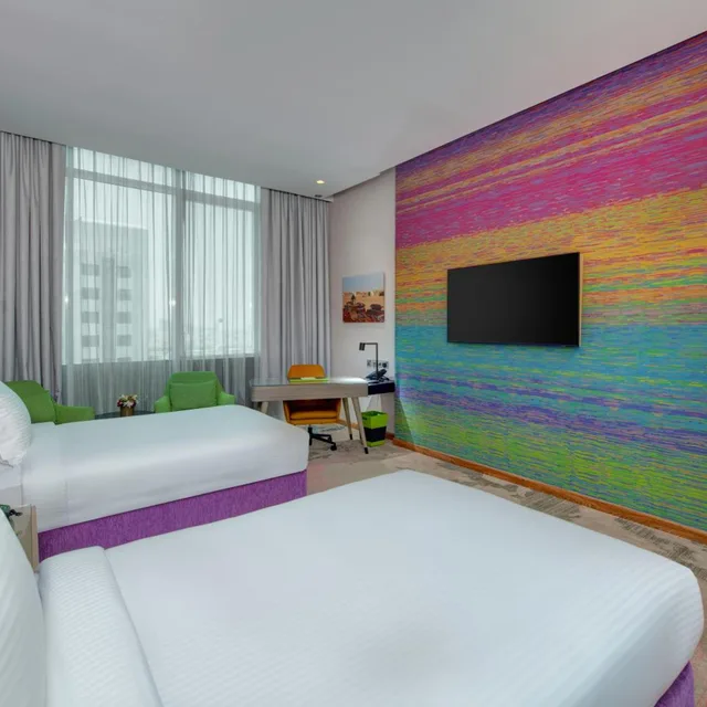 غرفة بسرير فردي بإطلالة على المدينة، La Quinta by Wyndham Abu Dhabi Al Wahda 3/7