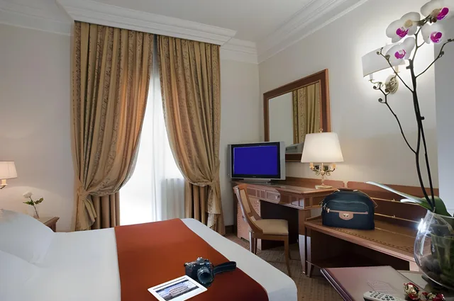 غرفة بسريرين مزدوجين، Pinewood Hotel Rome 1/1