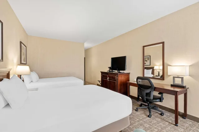 غرفة بسريرين كوين، Prado Hotel 2/3