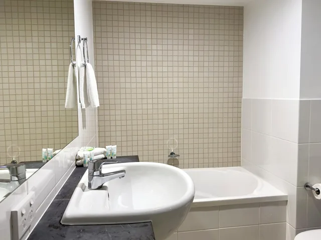 2 Bedrooms, Deluxe, Apartment, 2 Bathrooms، Trilogy Surfers Paradise 1/1