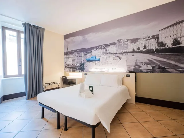 غرفة سوبيريور بسرير كوين، B&B Hotel Trieste 1/3