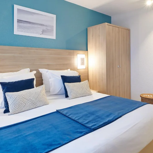 Room, Twin Beds, Hotel Les Terrasses D Atlanthal 1/10