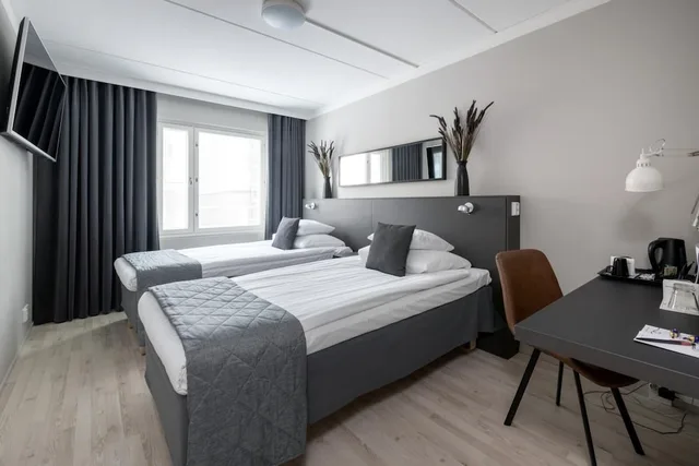 غرفة قياسية بسريرين منفصلين، Original Sokos Hotel Vaakuna 6/10