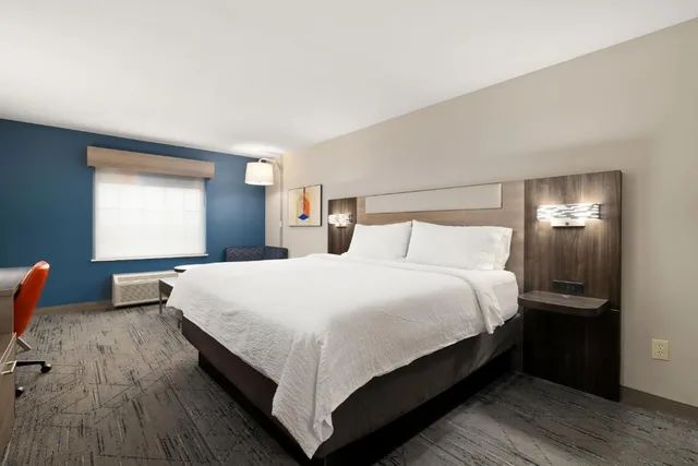 غرفة بسرير كينج لذوي الإعاقة، Holiday Inn Express Hotel And Suites Jourdanton Pleasanton 2/3