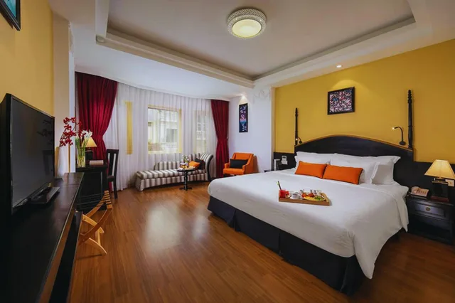 جناح جونيور بسرير كينج بإطلالة على المدينة، Harmonia Hotel & Spa 5/10