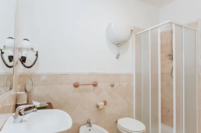 غرفة كلاسيكية بسرير كوين بإطلالة على المتنزه، Vallicciola Nature Hotel 2/2