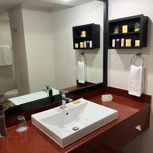Room, Twin Beds, St Isidro Suites Corporate Housing SPA & Wellness Center 2/4