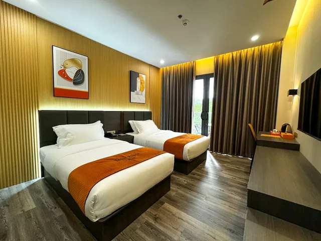 غرفة بريميير بسريرين منفصلين، Venus Royale Hotel 1/2