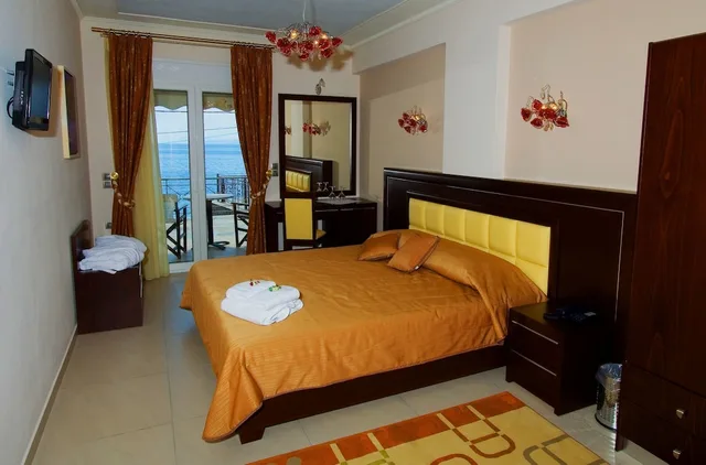 غرفة سوبيريور بسرير مزدوج بإطلالة على البحر، Ilia Mare Hotel 2/6