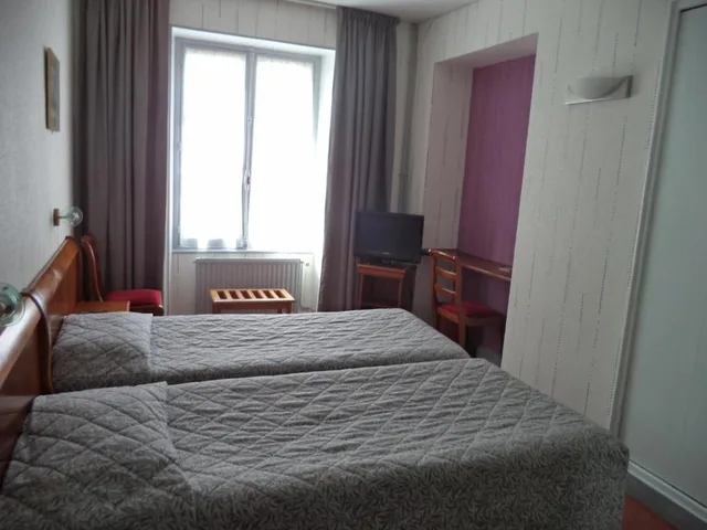 غرفة بإطلالة على المتنزه، CITOTEL AVALLON VAUBAN 1/2