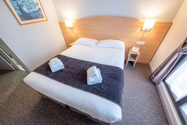 Comfort, Double Bed, Hotel Saint Laurent 7/10