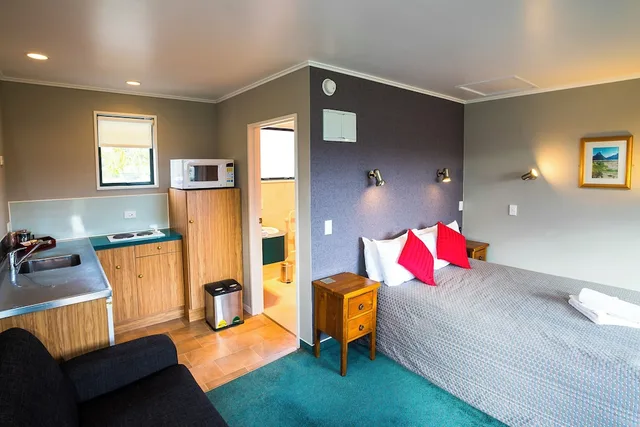 استوديو بسرير كينج، Te Anau Lakeview Kiwi Holiday Park Motels 2/9