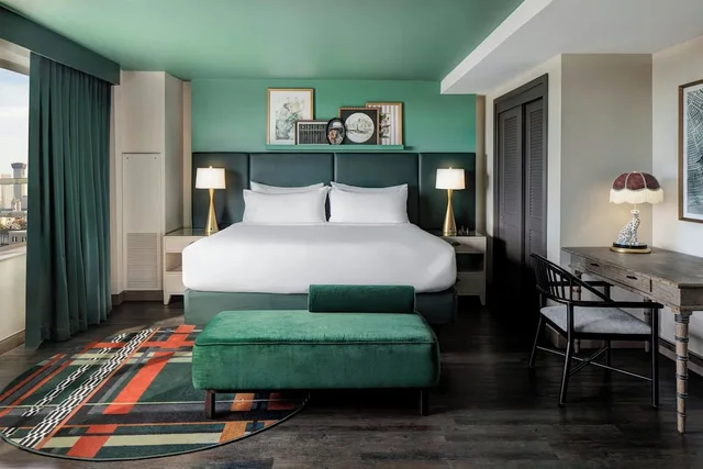 غرفة تنفيذية بسرير كينج، Hotel Tonnelle New Orleans, A Tribute Portfolio Hotel By Marriott 3/4