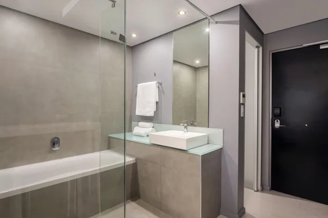 غرفة قياسية بسريرين منفصلين، Protea Hotel Fire And Ice Menlyn 10/10