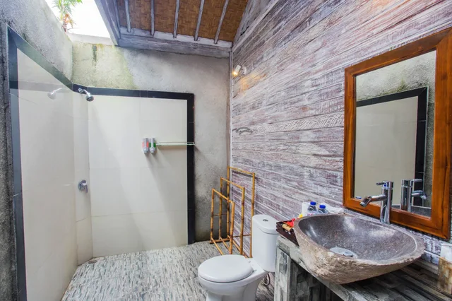 غرفة قياسية بسرير مزدوج، The Syron Huts Lembongan 1/2