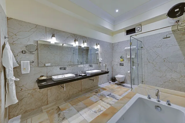 جناح بسرير كينج، Ramgarh Heritage A Luxury Boutique Resort 9/9