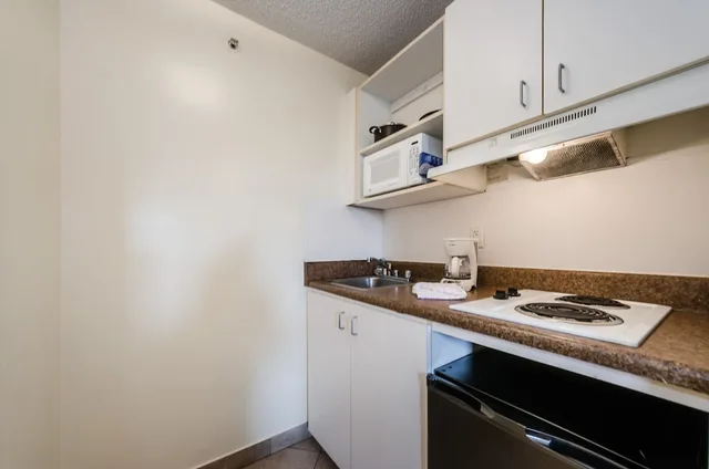 غرفة قياسية بسرير كوين بمطبخ للمدخنين، Suburban Extended Stay Clearwater 3/3