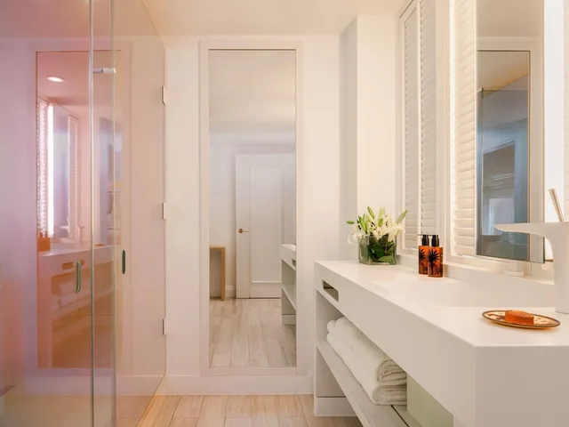 2 Bedrooms, Suite, 2 Double Beds, Ocean View, SLS Baha Mar 4/4