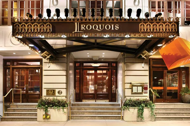 جناح بغرفة نوم واحدة، The Iroquois New York 1/2