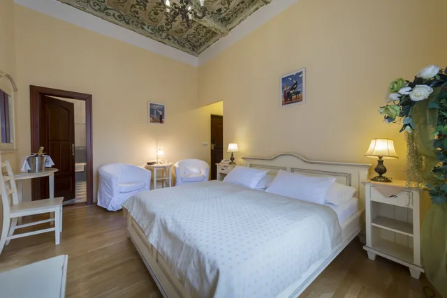 Room, Double Bed, Cerny Slon 6/10