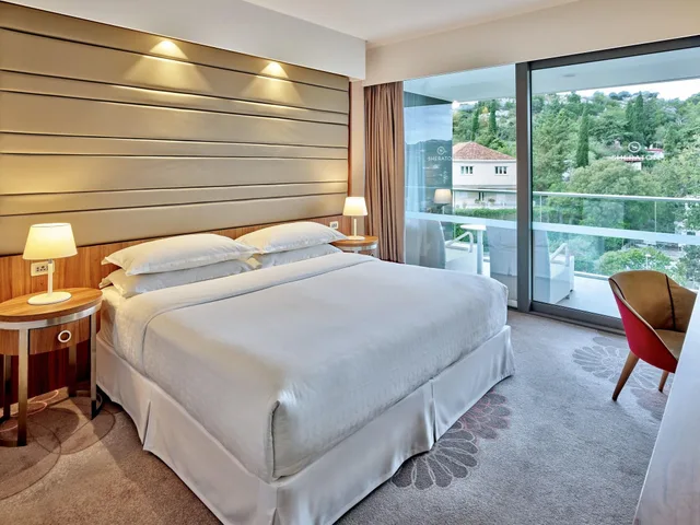 جناح كلاسيكي بسرير كينج، Sheraton Dubrovnik Riviera Hotel 1/6
