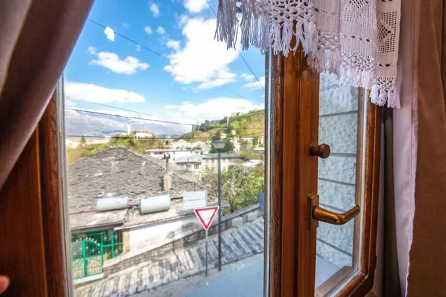 Bed and Breakfast Kotoni، جيروكاسترا 14/35