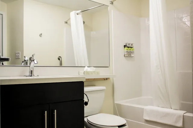 جناح بسرير كوين، Candlewood Suites Richmond North Glen Allen 4/6