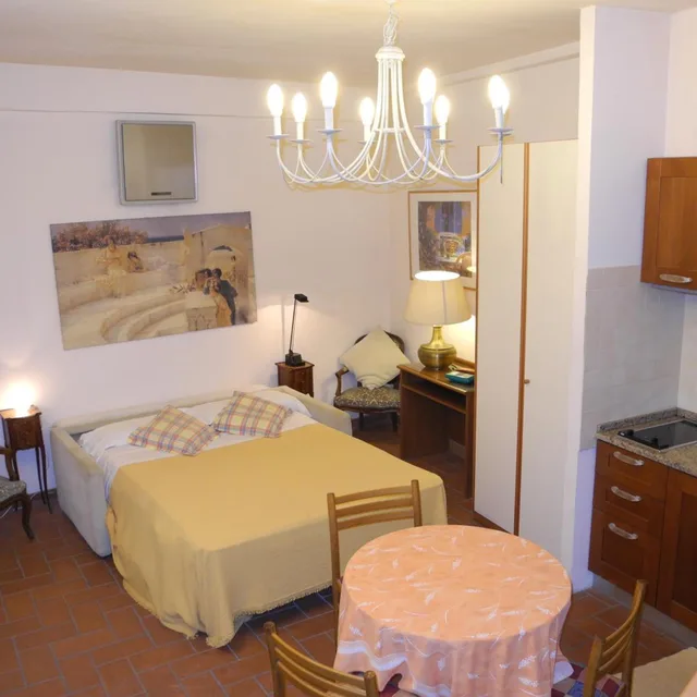 Maisonette, CORONA 1/8